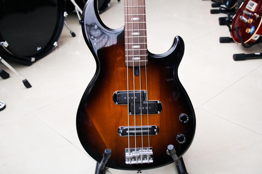 Gitara Basowa Yamaha Bb424 Sklep Muzyczny Tenor W Mielcu