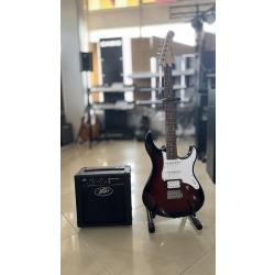 YAMAHA PACIFICA 112V OVS Gitara elektryczna + wzmacniacz PEAVEY Backstage